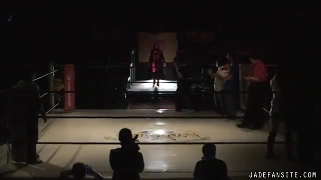 MiavsMatsumoto_Still127~0.jpg