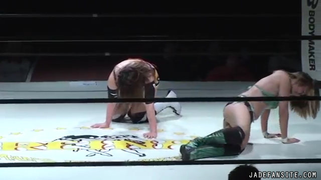 MiavsMatsumoto_Still1437~0.jpg