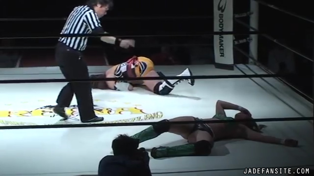 MiavsMatsumoto_Still1499~0.jpg