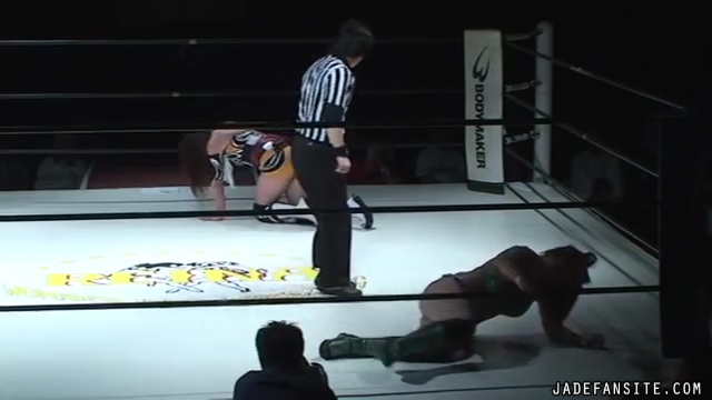 MiavsMatsumoto_Still1511~0.jpg