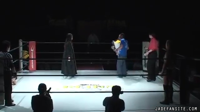 MiavsMatsumoto_Still162~0.jpg