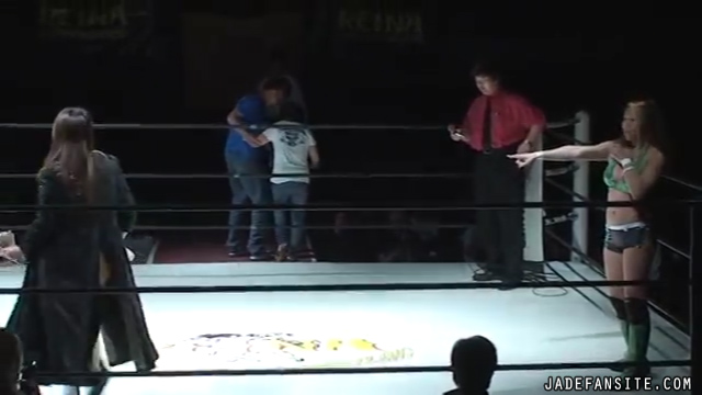 MiavsMatsumoto_Still169~0.jpg