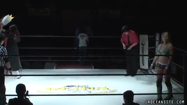 MiavsMatsumoto_Still174~0.jpg