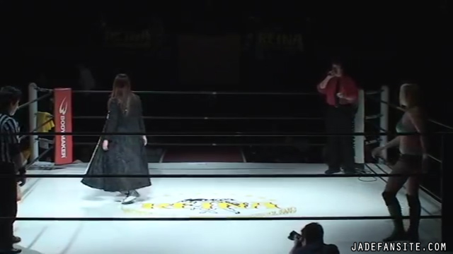 MiavsMatsumoto_Still187~0.jpg