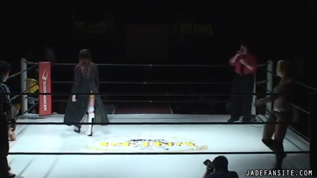 MiavsMatsumoto_Still188~0.jpg