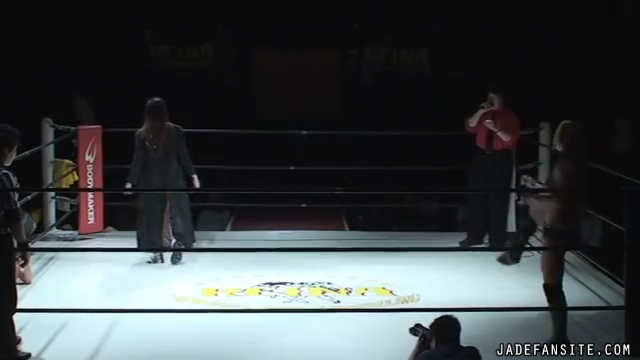 MiavsMatsumoto_Still189~0.jpg