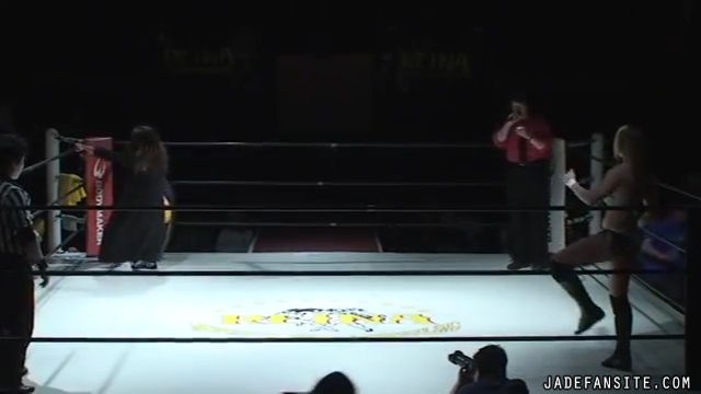 MiavsMatsumoto_Still192~0.jpg