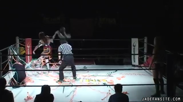 MiavsMatsumoto_Still229~0.jpg
