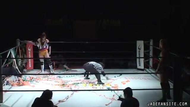 MiavsMatsumoto_Still232~0.jpg