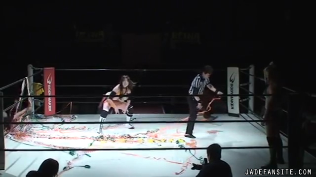 MiavsMatsumoto_Still239~0.jpg