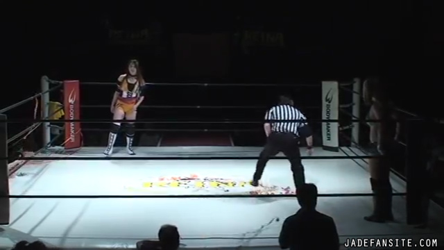MiavsMatsumoto_Still252~0.jpg