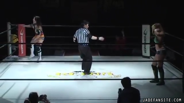 MiavsMatsumoto_Still284~0.jpg