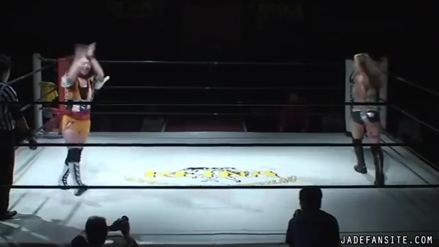 MiavsMatsumoto_Still289~0.jpg