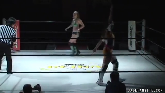 MiavsMatsumoto_Still292~0.jpg