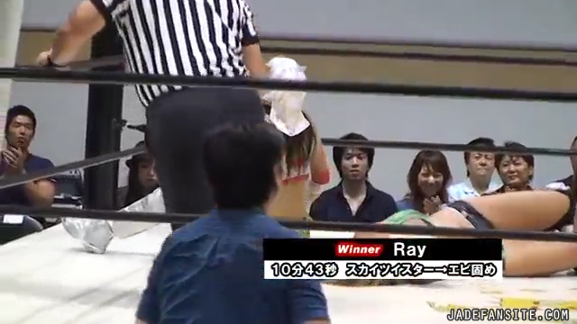MiavsRay_Still1390.jpg