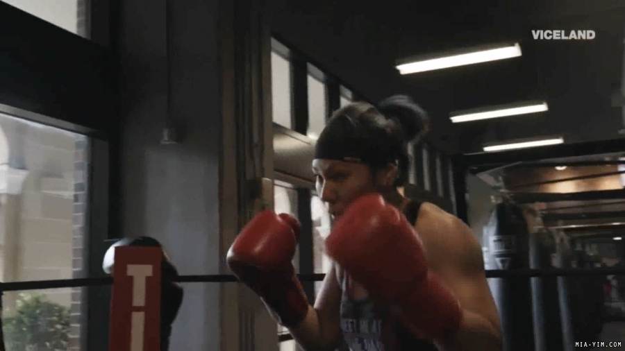 miathewrestlers_Still698.jpg