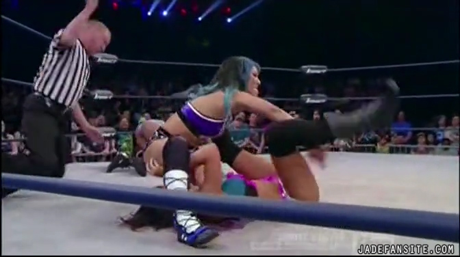 Jade20160322_Still703.jpg Jade20160322_Still703.jpg