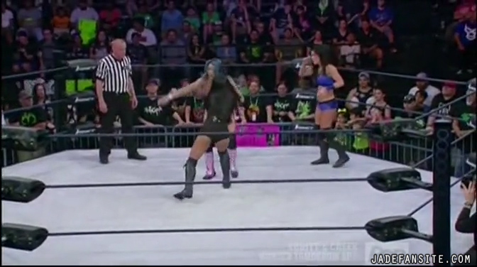 Jade20160405_Still197.jpg Jade20160405_Still197.jpg