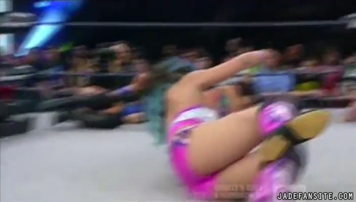 Jade20160419_Still217.jpg Jade20160419_Still217.jpg