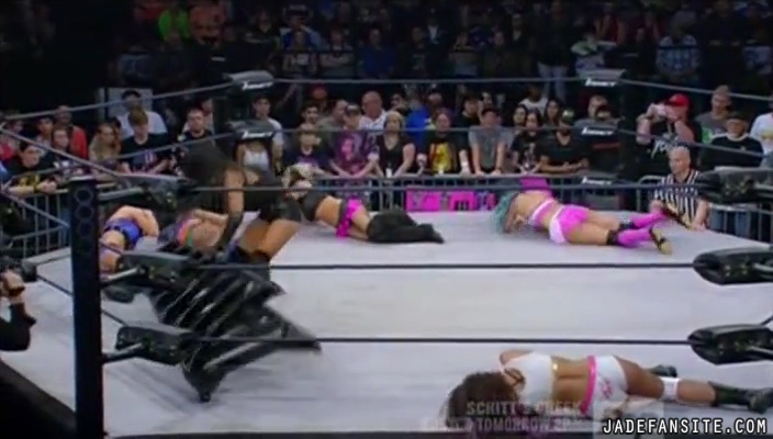 Jade20160419_Still225.jpg Jade20160419_Still225.jpg