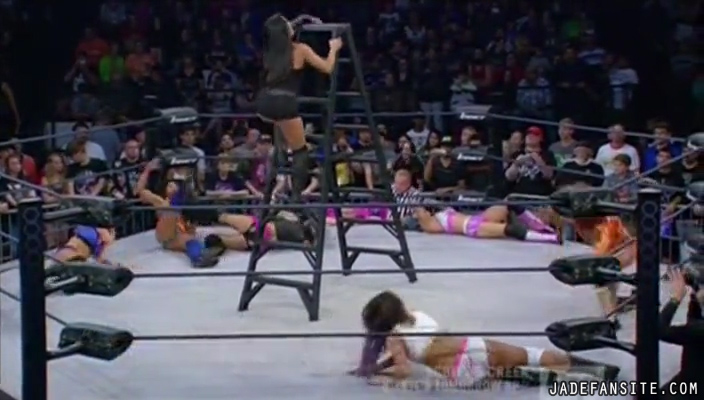 Jade20160419_Still242.jpg Jade20160419_Still242.jpg