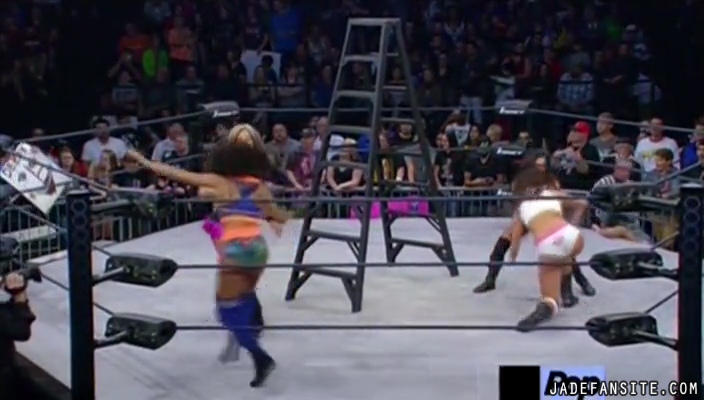 Jade20160419_Still264.jpg Jade20160419_Still264.jpg