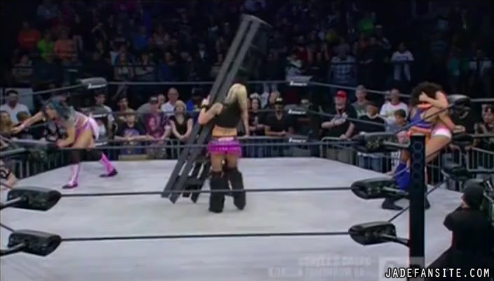 Jade20160419_Still271.jpg Jade20160419_Still271.jpg