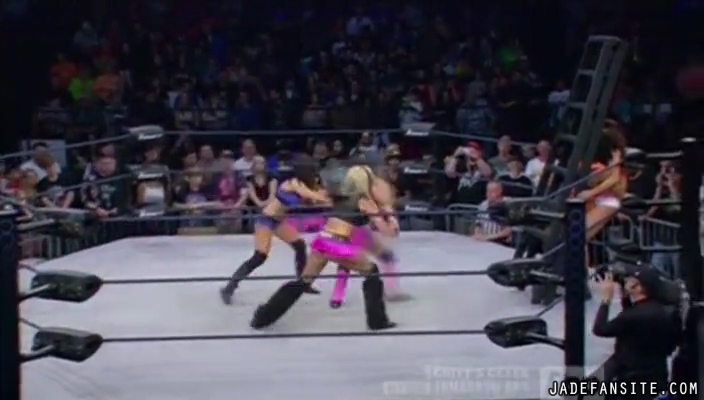 Jade20160419_Still281.jpg Jade20160419_Still281.jpg