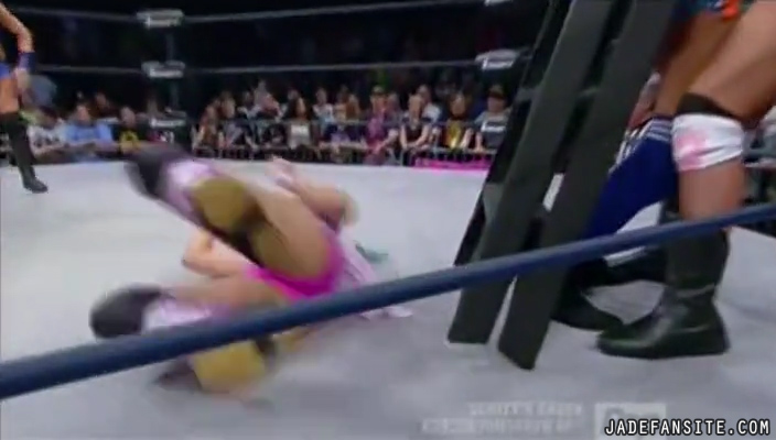 Jade20160419_Still285.jpg Jade20160419_Still285.jpg