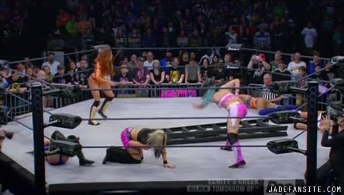 Jade20160419_Still316.jpg Jade20160419_Still316.jpg