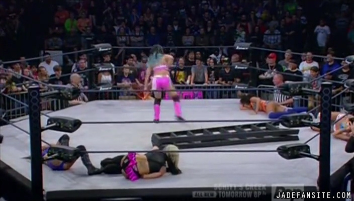 Jade20160419_Still322.jpg Jade20160419_Still322.jpg