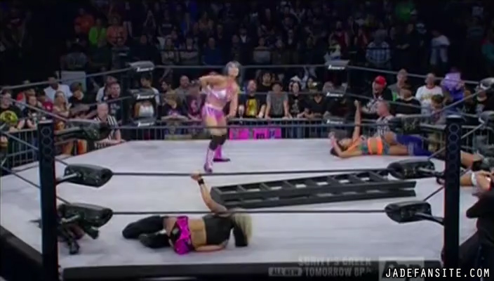 Jade20160419_Still323.jpg Jade20160419_Still323.jpg