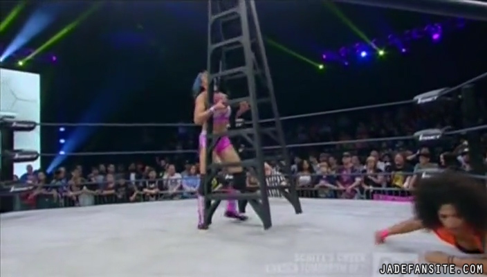 Jade20160419_Still338.jpg Jade20160419_Still338.jpg