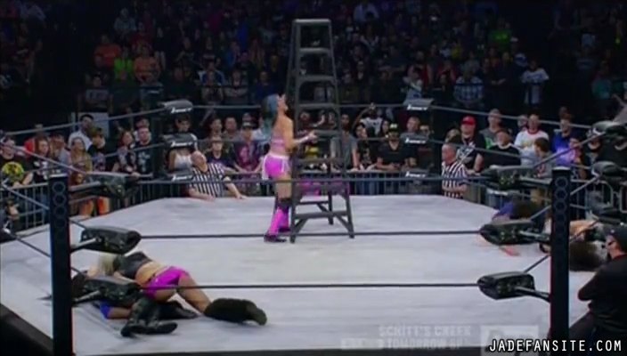 Jade20160419_Still340.jpg Jade20160419_Still340.jpg