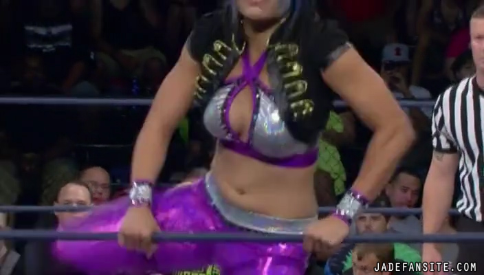 Jade20161104_Still080.jpg