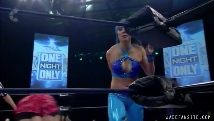 JadeONODecember2016_Still235.jpg