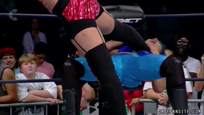 JadeONODecember2016_Still388.jpg