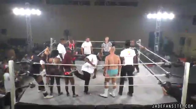 JadeYT20160820_Still1651.jpg JadeYT20160820_Still1651.jpg