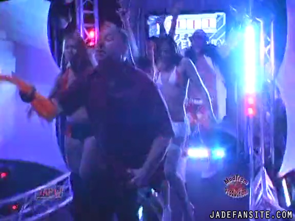 Mia-HardwayvsSocial-Fear_Still011.jpg