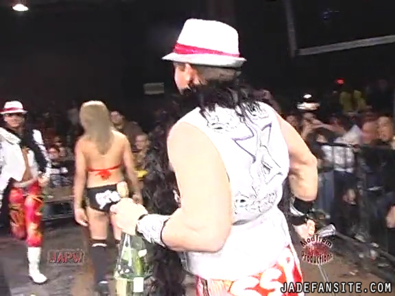 Mia-HardwayvsSocial-Fear_Still037.jpg