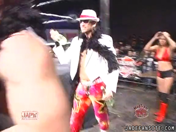 Mia-HardwayvsSocial-Fear_Still040.jpg