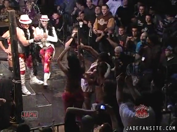 Mia-HardwayvsSocial-Fear_Still054.jpg