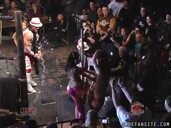 Mia-HardwayvsSocial-Fear_Still058.jpg