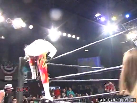 Mia-HardwayvsSocial-Fear_Still080.jpg