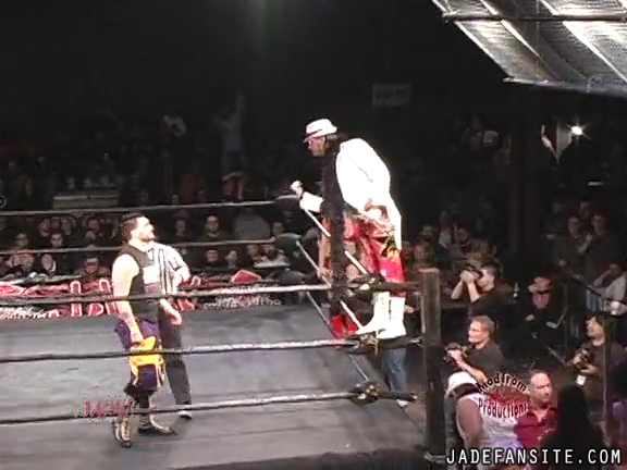Mia-HardwayvsSocial-Fear_Still085.jpg