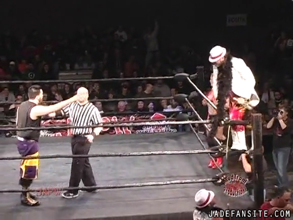 Mia-HardwayvsSocial-Fear_Still090.jpg