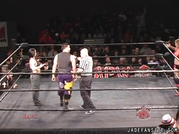 Mia-HardwayvsSocial-Fear_Still094.jpg