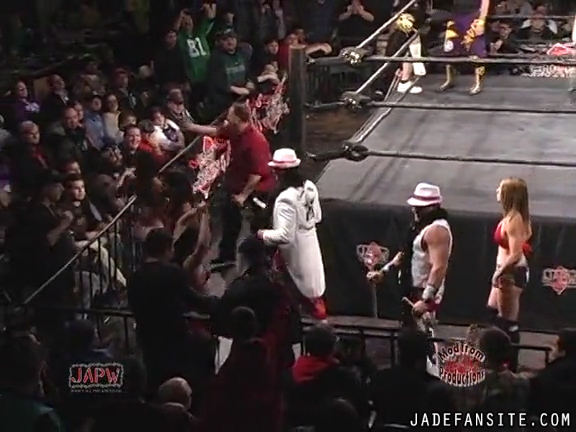 Mia-HardwayvsSocial-Fear_Still099.jpg