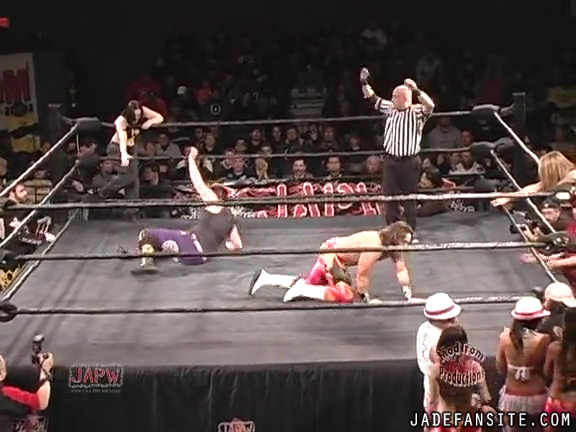 Mia-HardwayvsSocial-Fear_Still1004.jpg