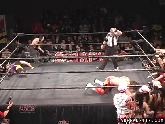 Mia-HardwayvsSocial-Fear_Still1008.jpg